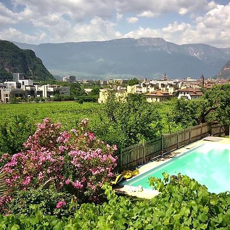 Weingut Zundlhof Villa Bolzano Luaran gambar