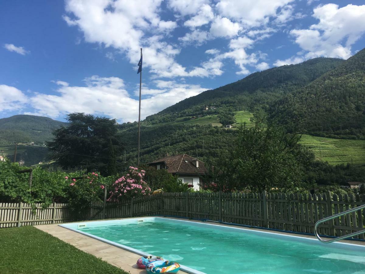 Weingut Zundlhof Villa Bolzano Luaran gambar