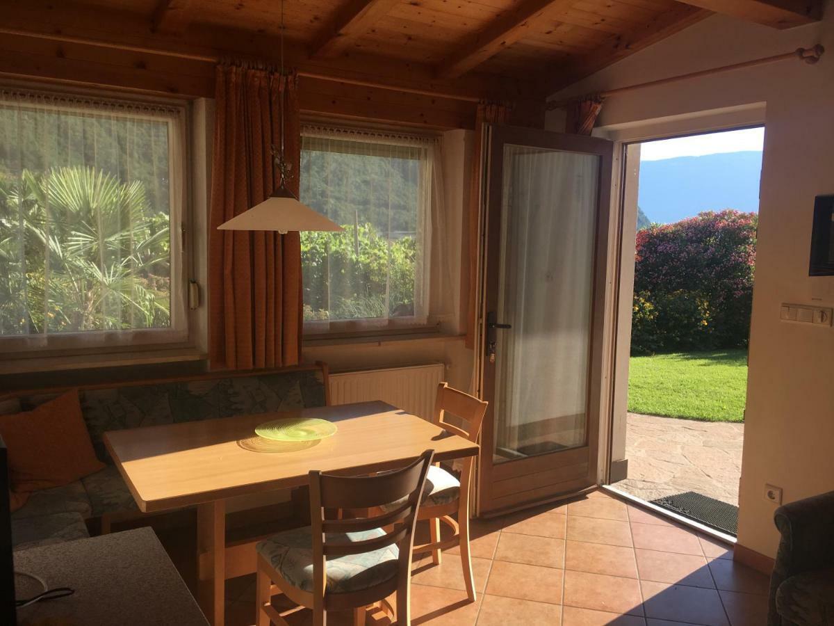 Weingut Zundlhof Villa Bolzano Luaran gambar