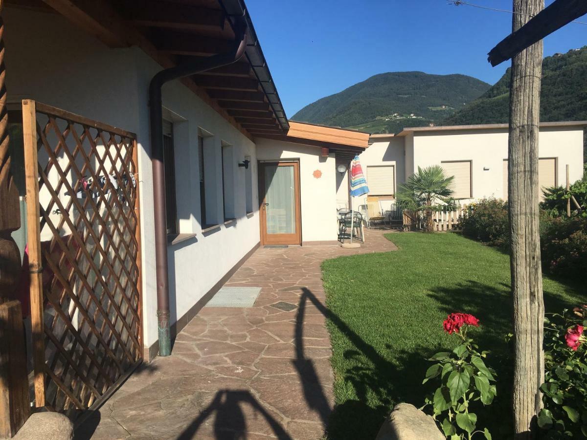 Weingut Zundlhof Villa Bolzano Luaran gambar