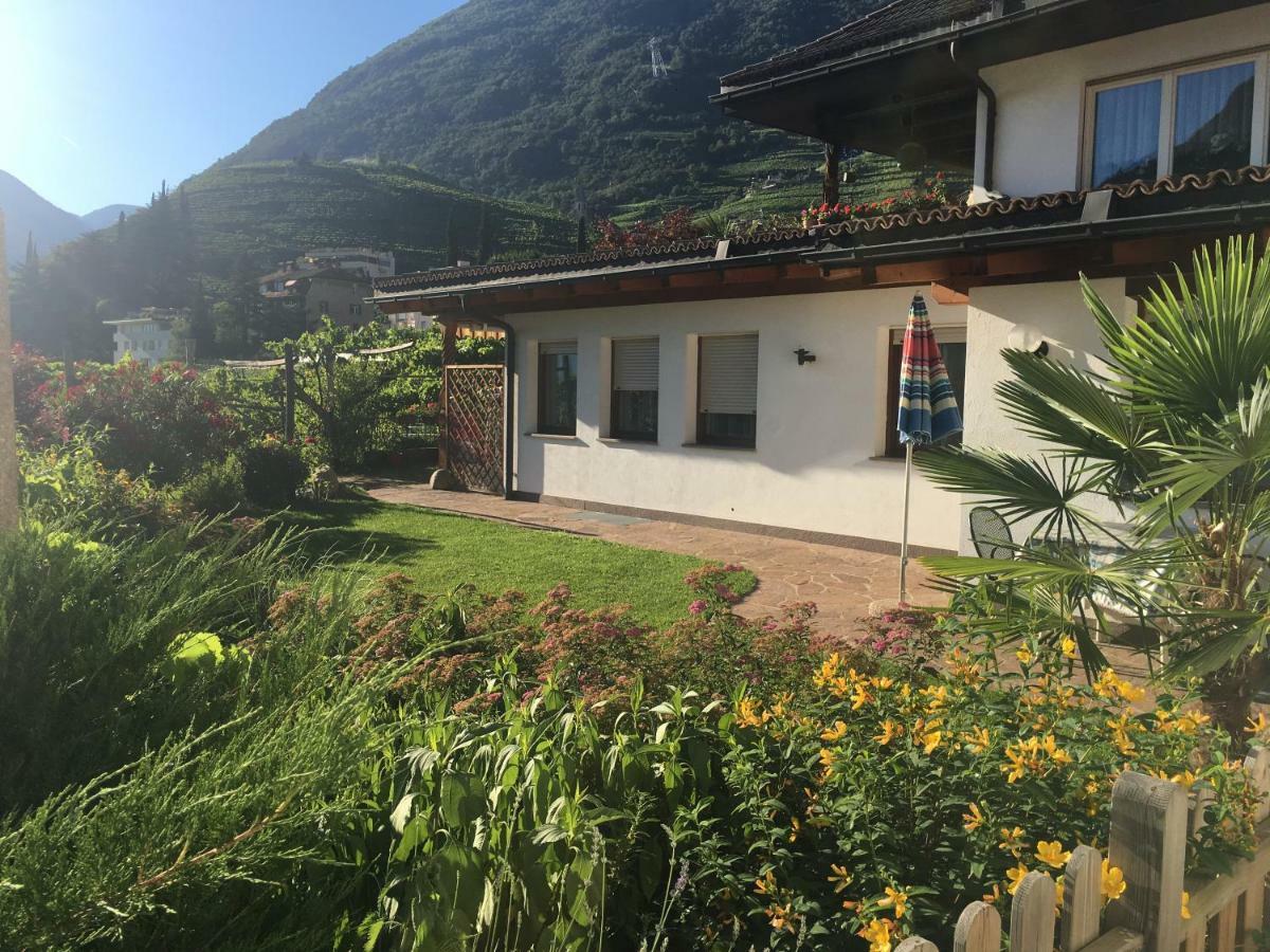 Weingut Zundlhof Villa Bolzano Luaran gambar