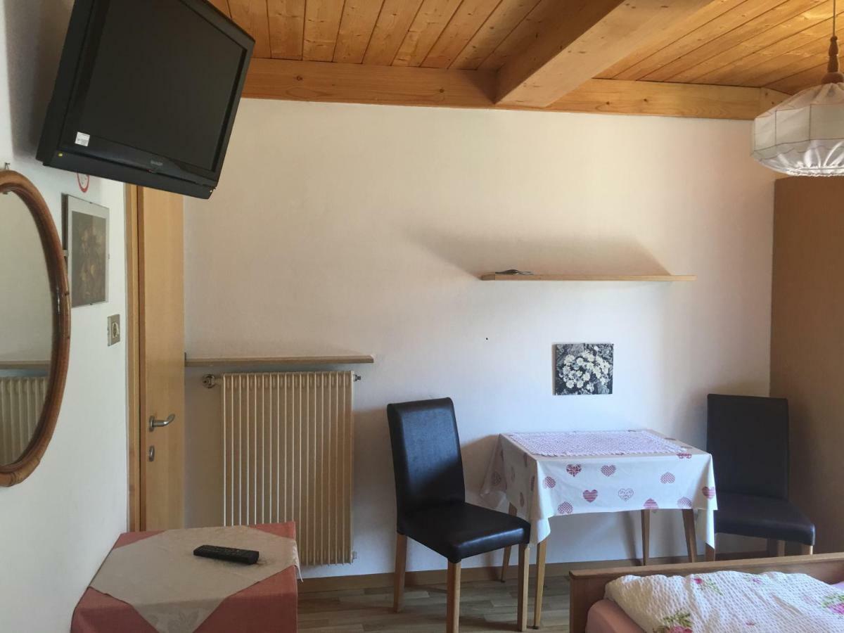 Weingut Zundlhof Villa Bolzano Luaran gambar