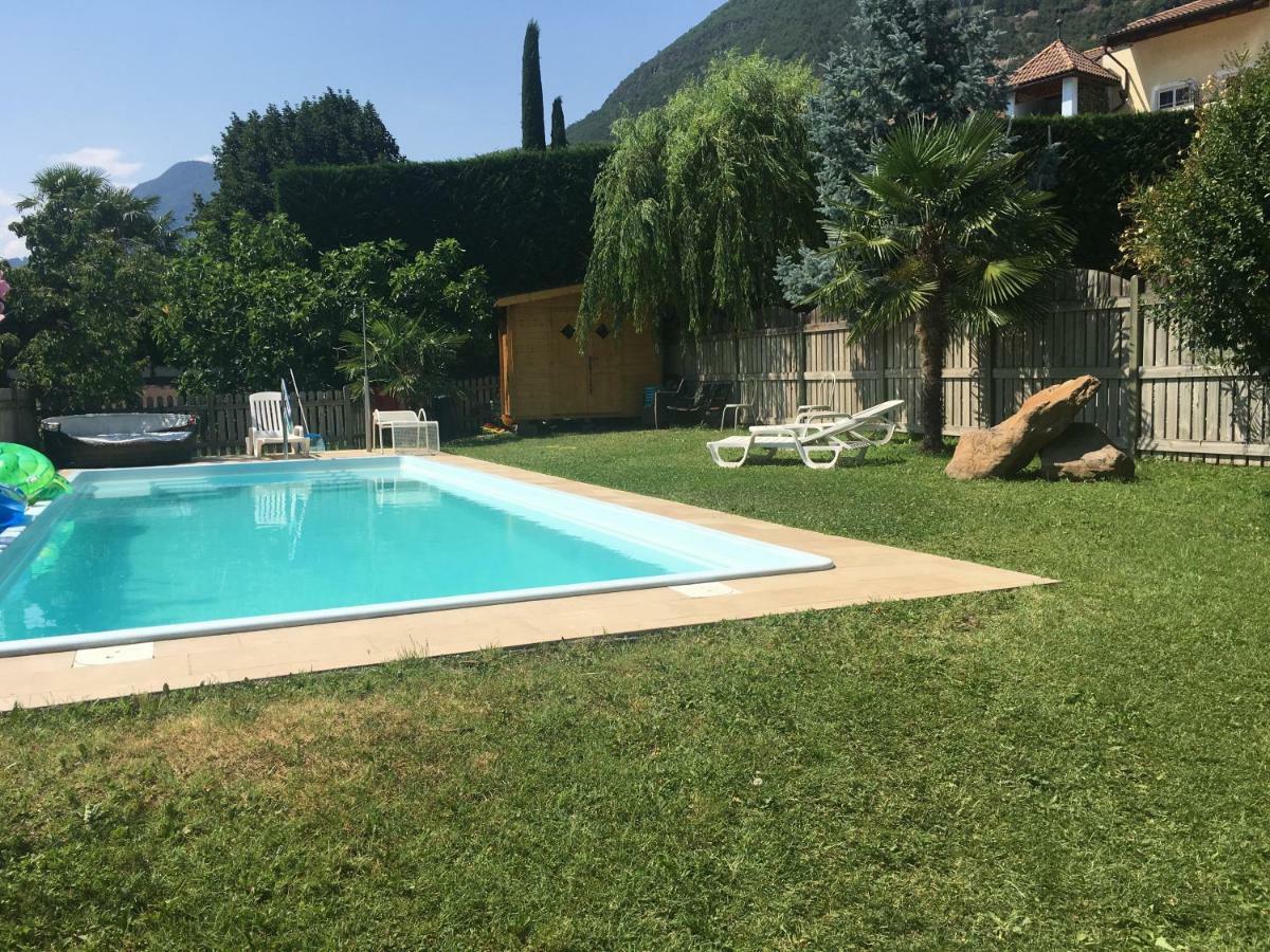 Weingut Zundlhof Villa Bolzano Luaran gambar